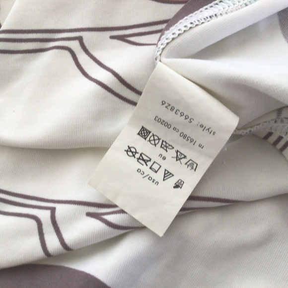 CALVIN KLEIN SWIM TOP AND SKIRT MEDIUM - Picture 13 of 15